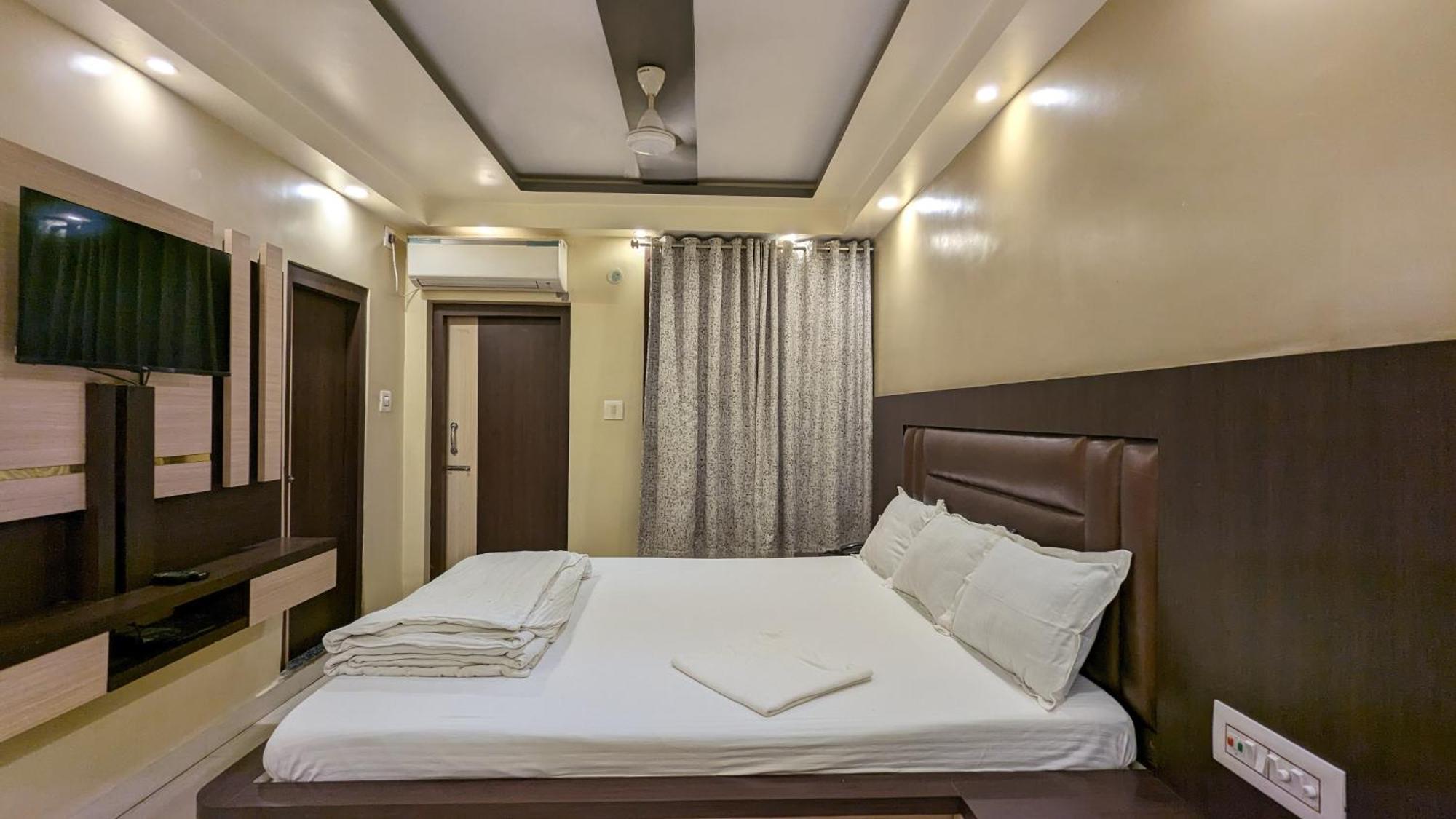 Hotel Binapani Deluxe 1 Tarapith Zewnętrze zdjęcie