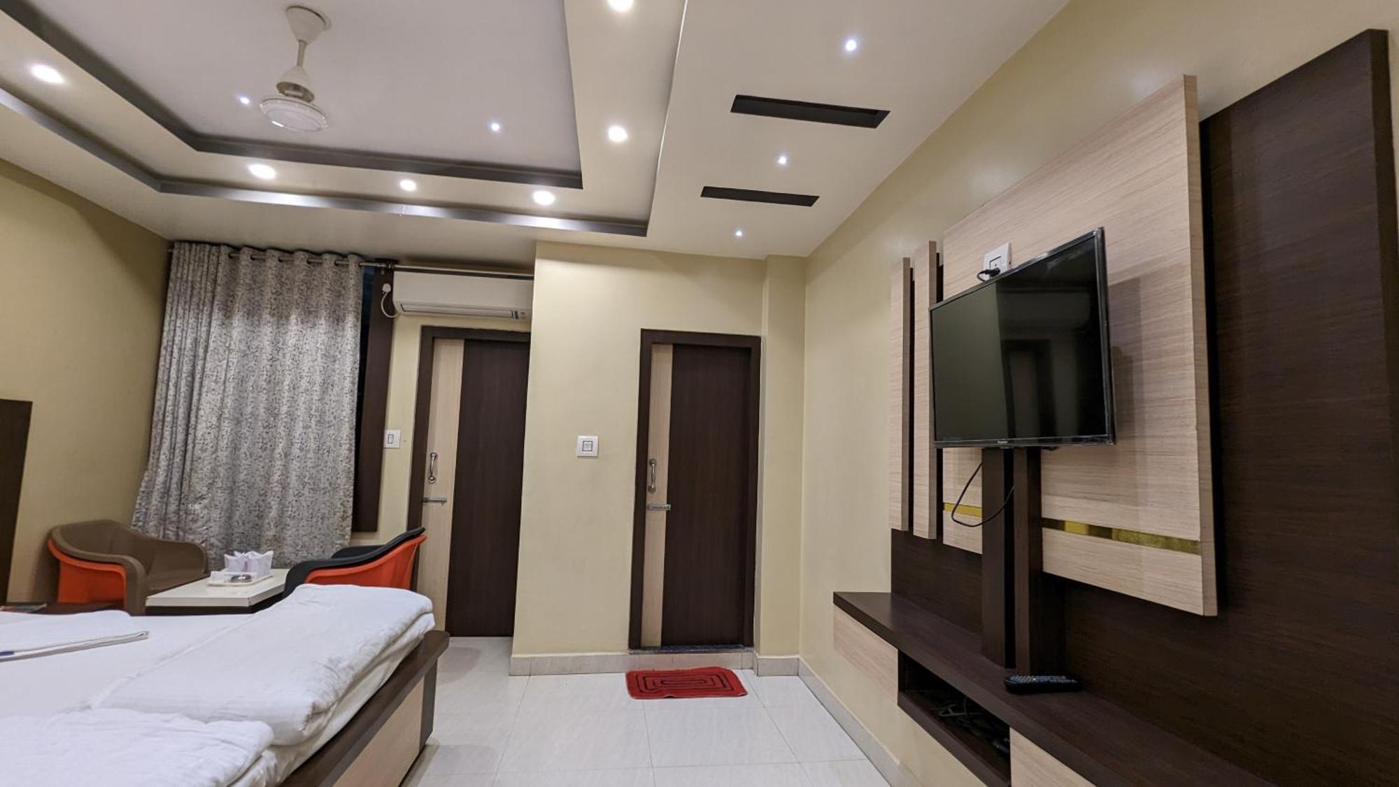 Hotel Binapani Deluxe 1 Tarapith Zewnętrze zdjęcie