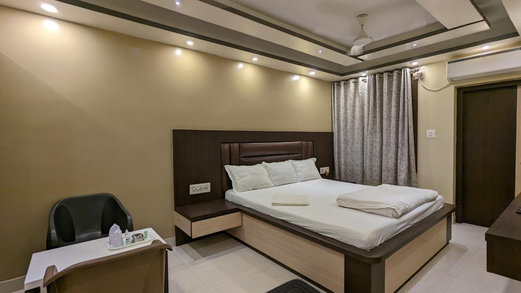 Hotel Binapani Deluxe 1 Tarapith Zewnętrze zdjęcie