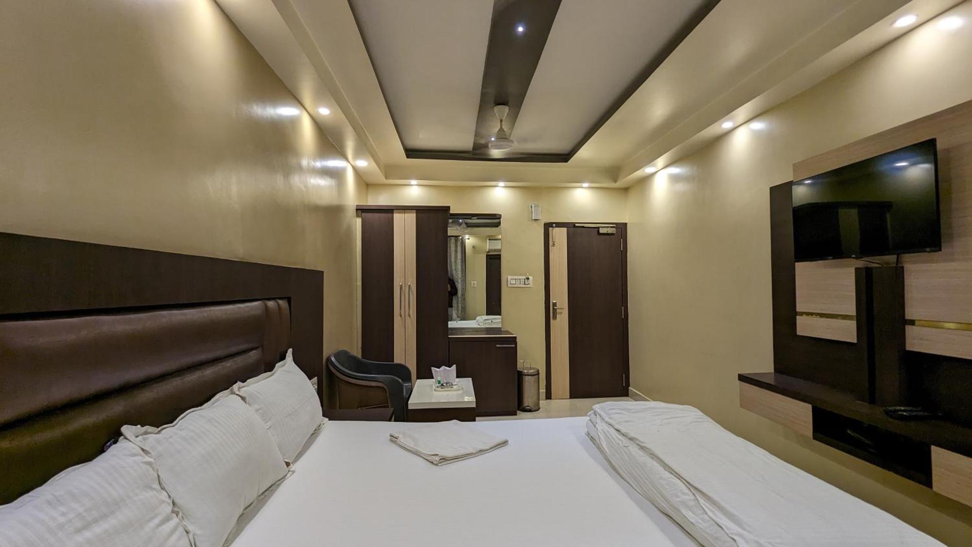 Hotel Binapani Deluxe 1 Tarapith Zewnętrze zdjęcie