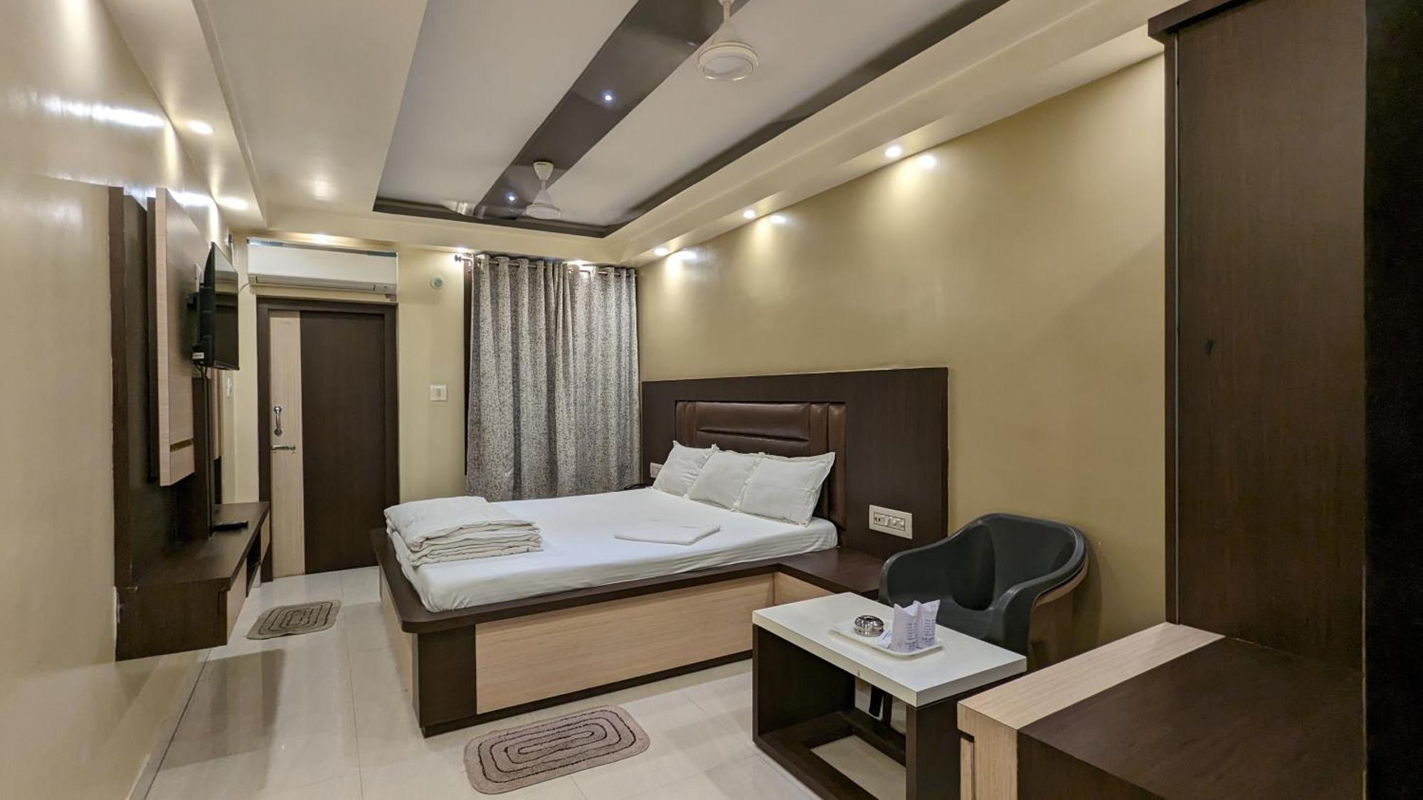 Hotel Binapani Deluxe 1 Tarapith Zewnętrze zdjęcie